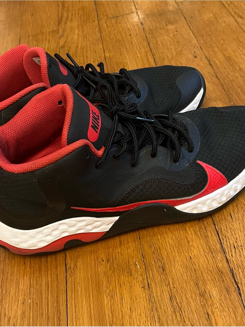 Nike Black and Red Men's Athletic Basketball Shoes